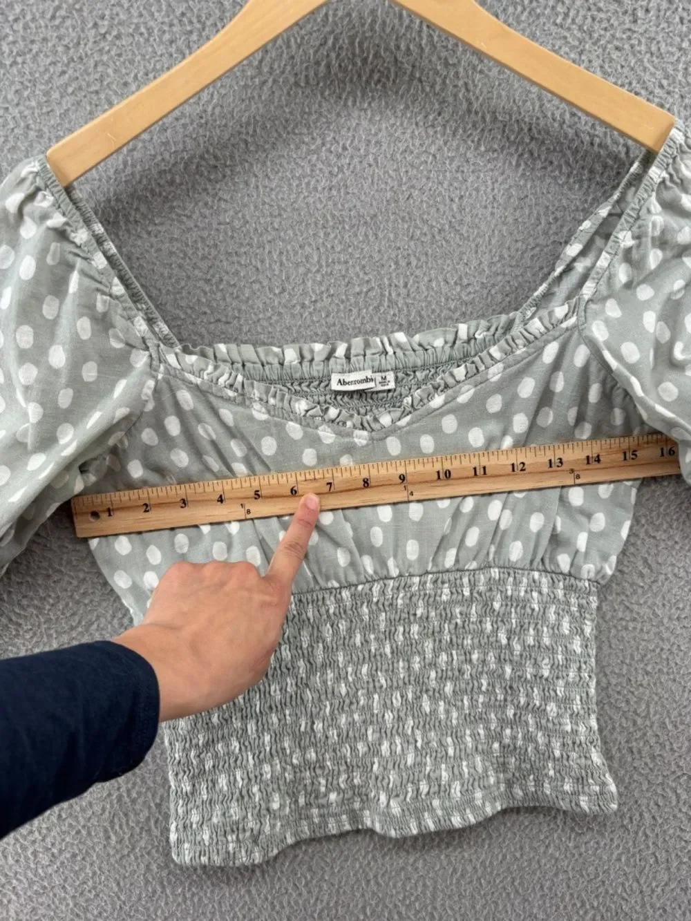 Abercrombie & Fitch Polka Dot Smocked Puff Sleeve Top M